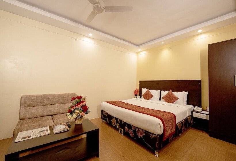 אתר נופש Tgi Star Holidays Yercaud