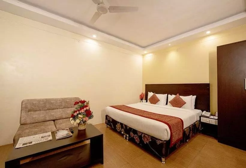 استراحتگاه Tgi Star Holidays Yercaud