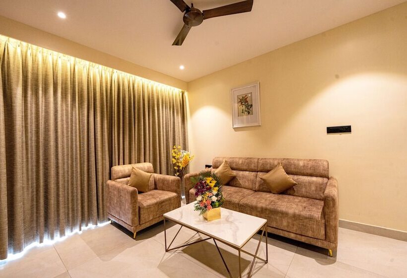 אתר נופש Tgi Star Holidays Yercaud