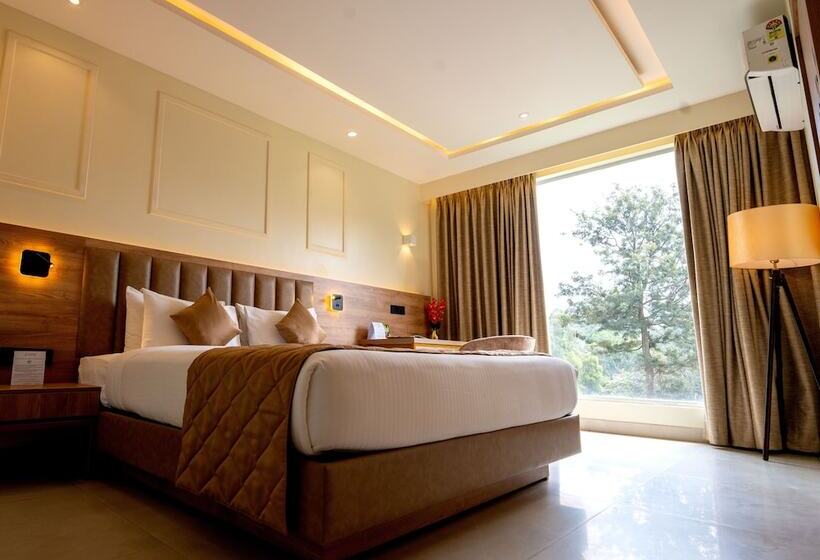 אתר נופש Tgi Star Holidays Yercaud