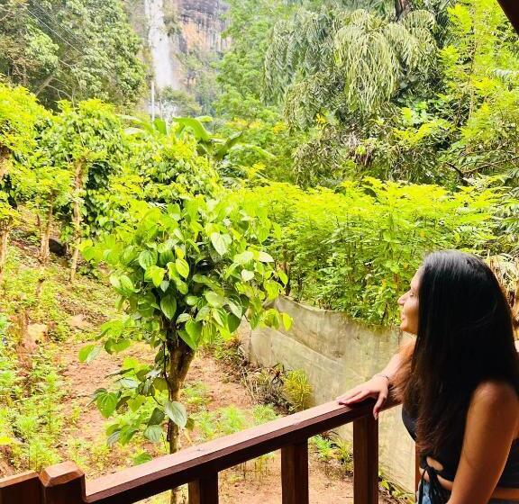 Hotel Diyaluma View Cotage