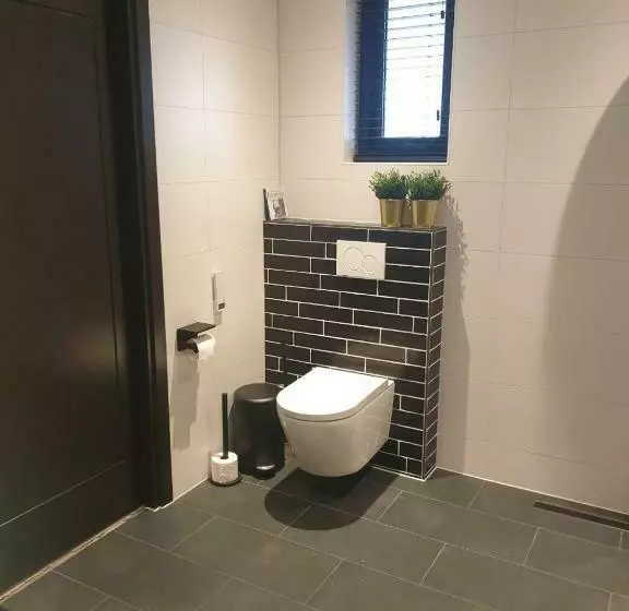 Aamiaismajoitus (B&B) Ruunerwoldse Stekkie Met Eigen Badkamer