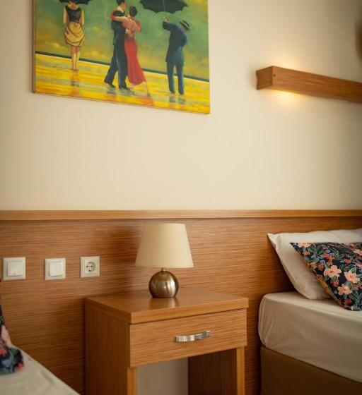 בית מלון כפרי Aqua Nina