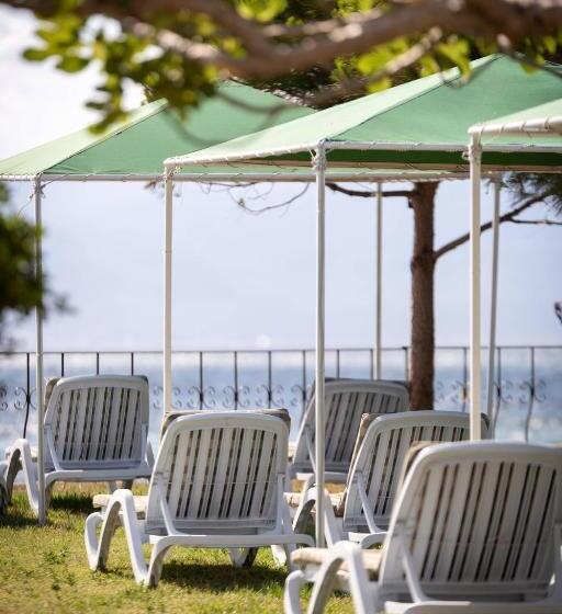 בית מלון כפרי Aqua Nina