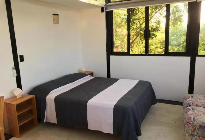 Lomakeskus Centro Sati Bungalow