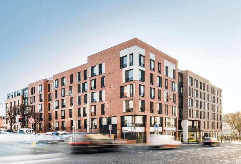 Yugo Explore Kavanagh Court