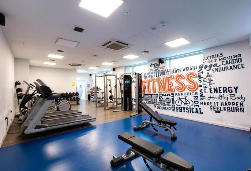 Yugo Explore Kavanagh Court