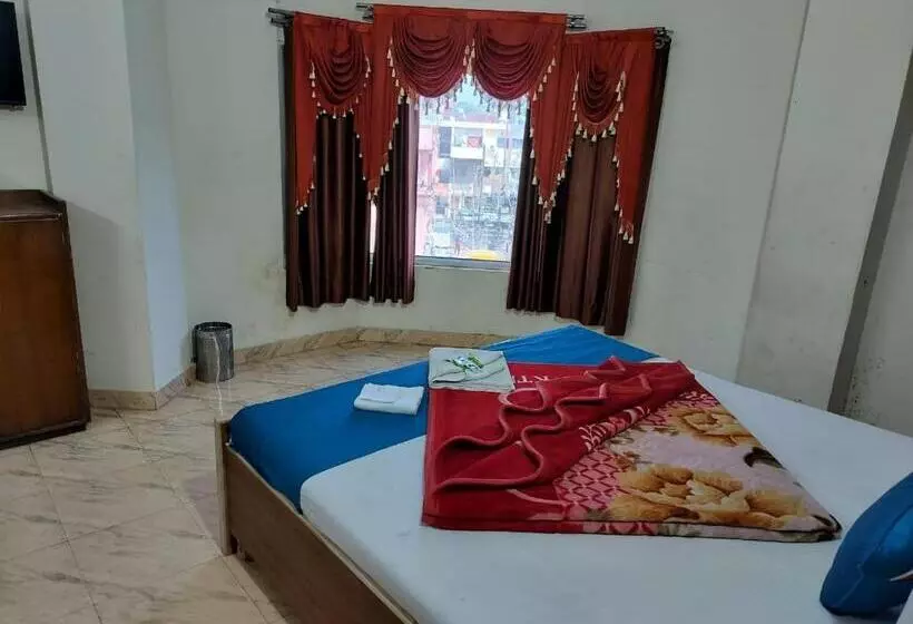 هتل Holiday Inn Paradise