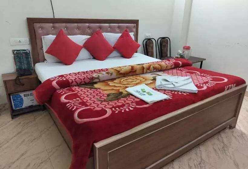 هتل Holiday Inn Paradise