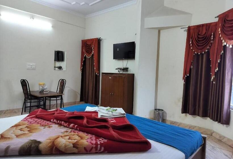 هتل Holiday Inn Paradise