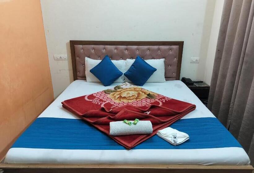 هتل Holiday Inn Paradise