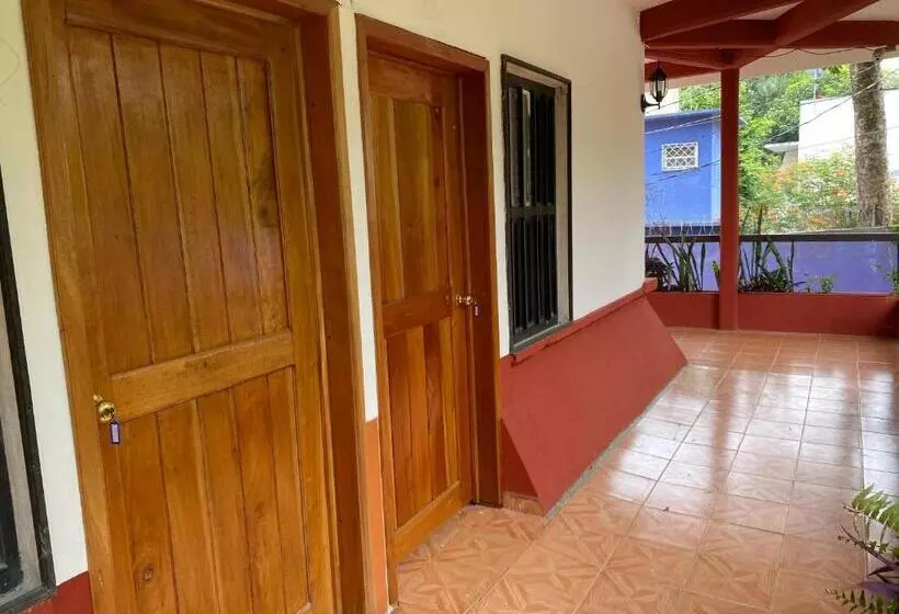 هتل Posada La Cañada