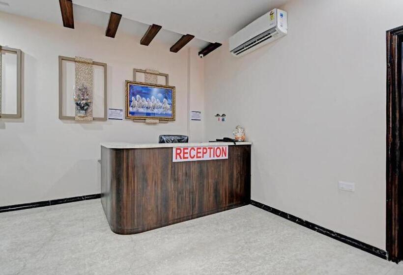 Super Hotel O The Castle Home Stay Inn