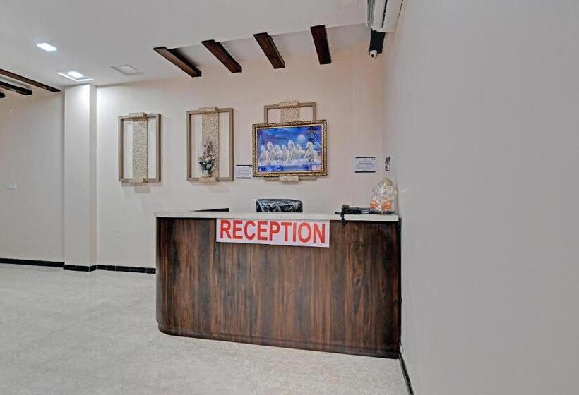 Super Hotel O The Castle Home Stay Inn