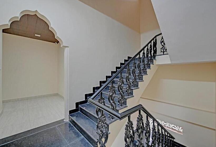 Super Hotel O The Castle Home Stay Inn