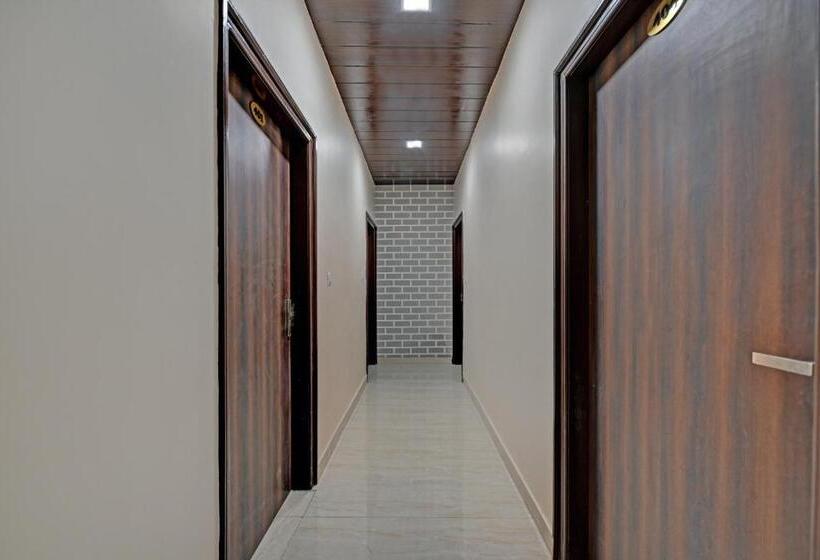 Super Hotel O The Castle Home Stay Inn