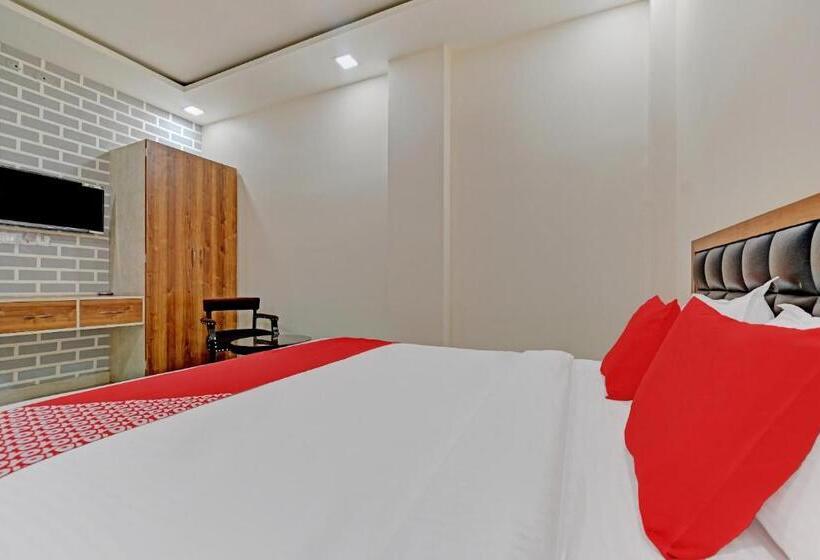 Super Hotel O The Castle Home Stay Inn