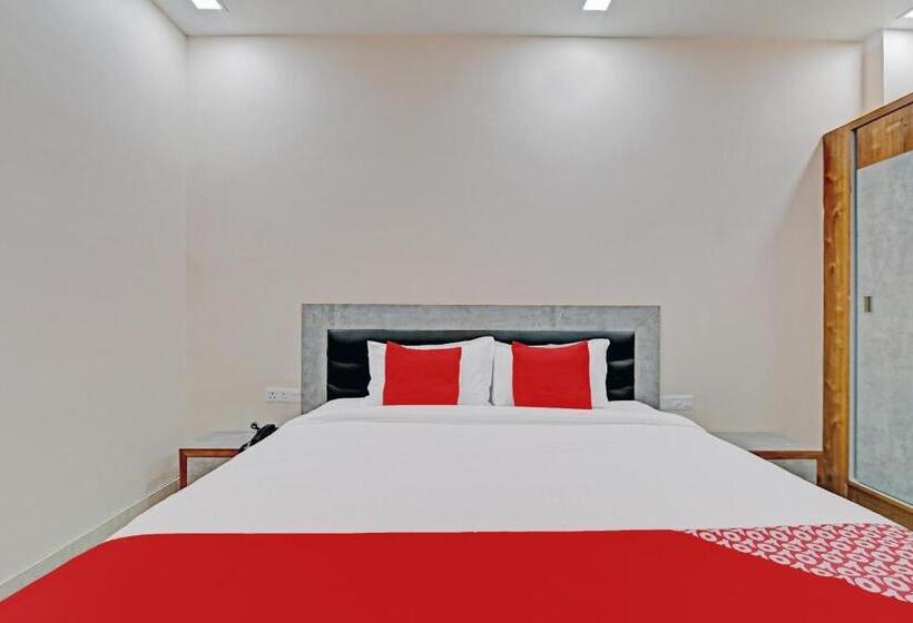 Super Hotel O The Castle Home Stay Inn