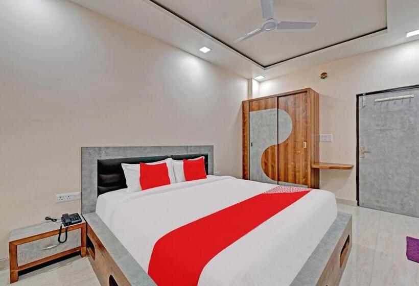 Super Hotel O The Castle Home Stay Inn