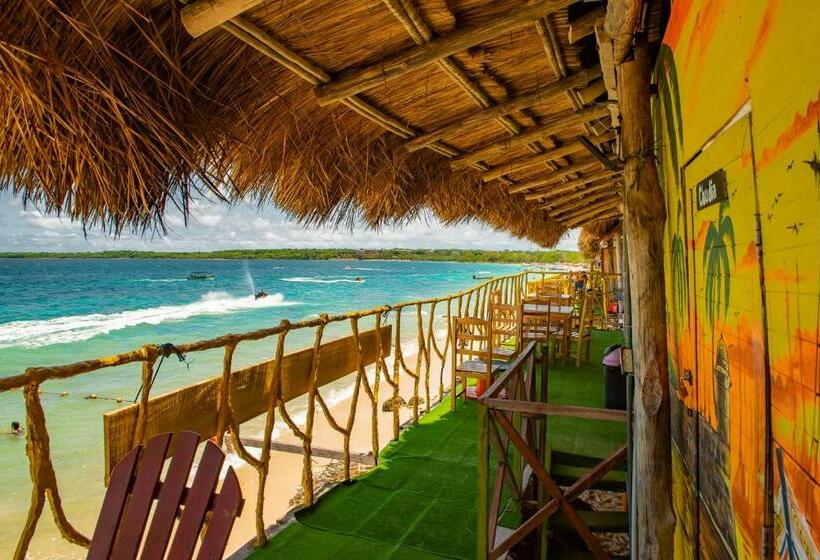 پانسیون Nuestros Tres Tesoros