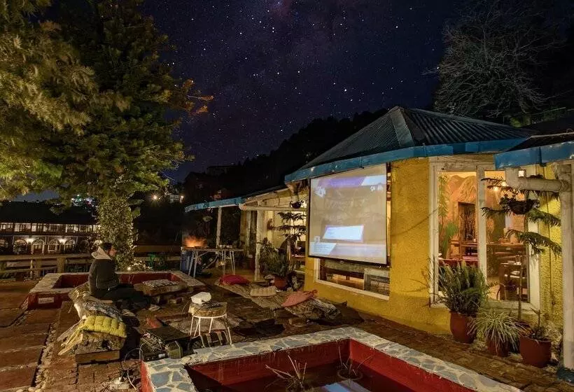 ベッドアンドブレックファースト Seclude Mussoorie