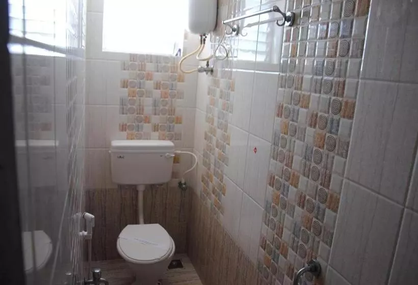 ホテル Just Guest House, Chennai Airport