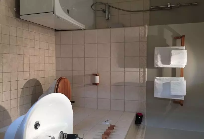 فندق Krokstad Herrgård