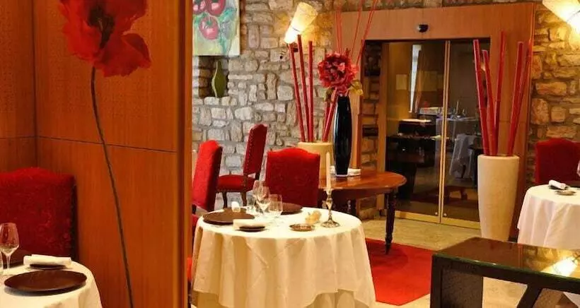 ホテル La Chaumiere