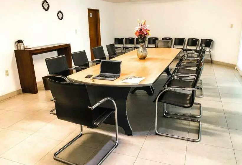 Hotel River Poliforum