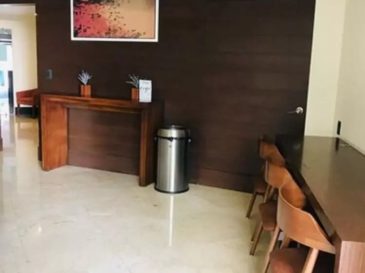 Hotel River Poliforum