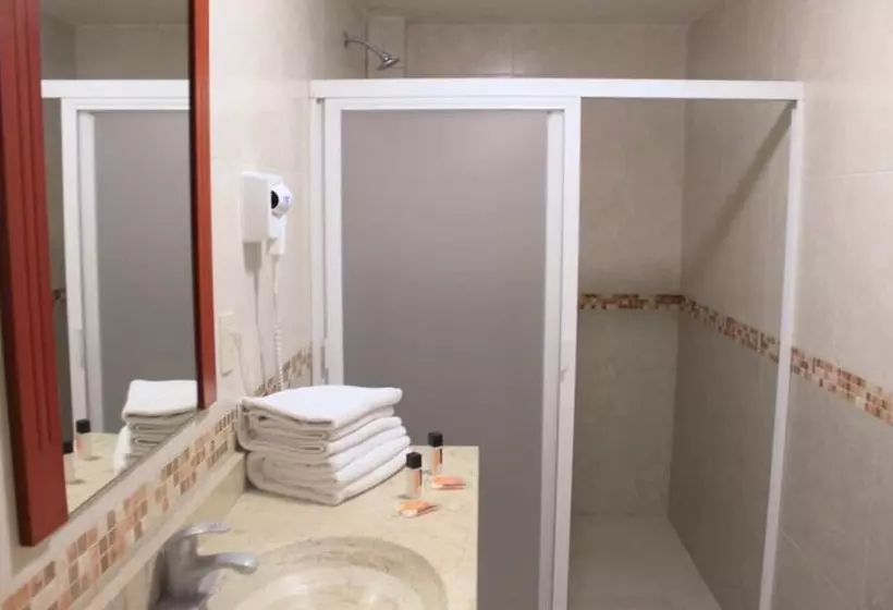 Hotel River Poliforum