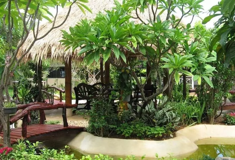 ホテル Samroiyod Holiday Resort