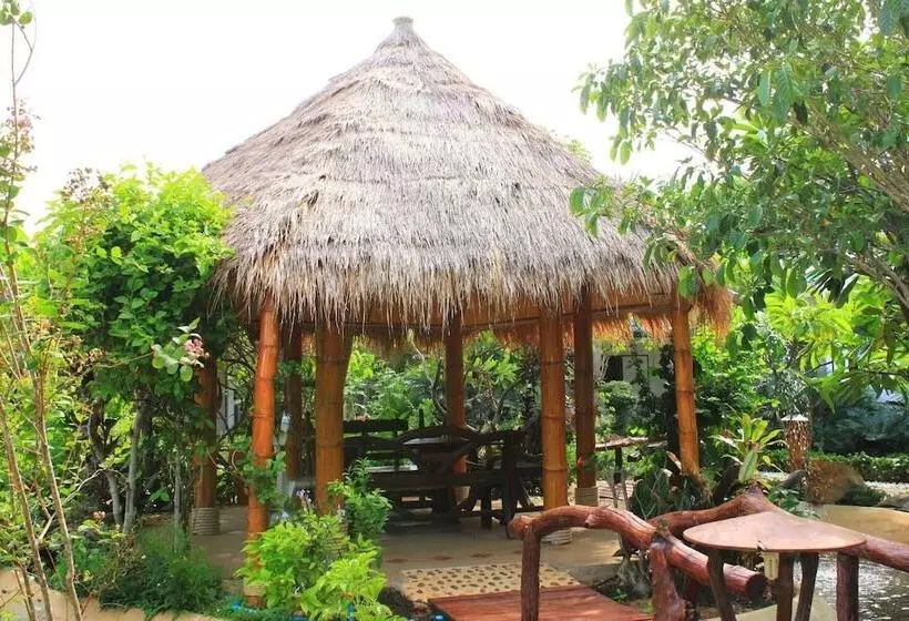 ホテル Samroiyod Holiday Resort