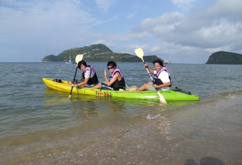 בית מלון כפרי Samroiyod Holiday Resort