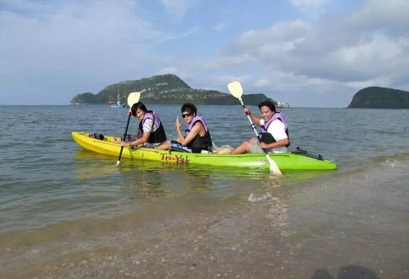 ホテル Samroiyod Holiday Resort