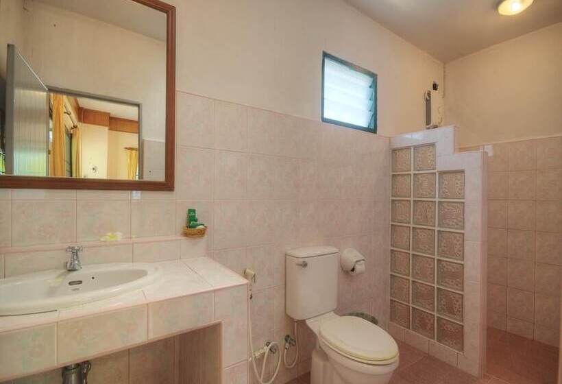 בית מלון כפרי Samroiyod Holiday Resort