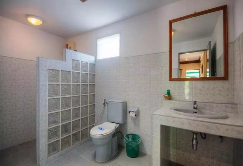 ホテル Samroiyod Holiday Resort