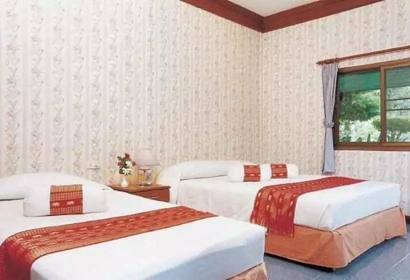 ホテル Samroiyod Holiday Resort