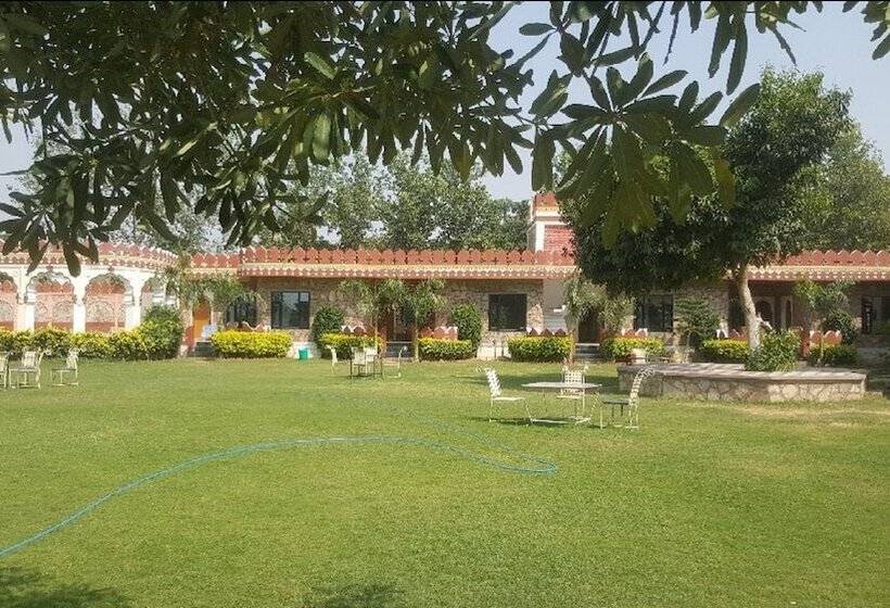 فندق The Country Side Resort