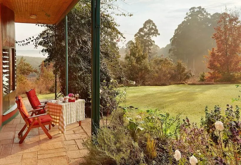 هتل The Foresters Arms