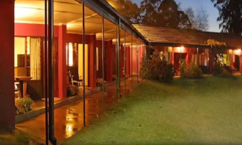 هتل The Foresters Arms