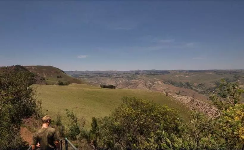 هتل The Foresters Arms