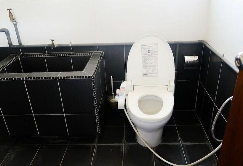 ホテル The Roots Eco Resort