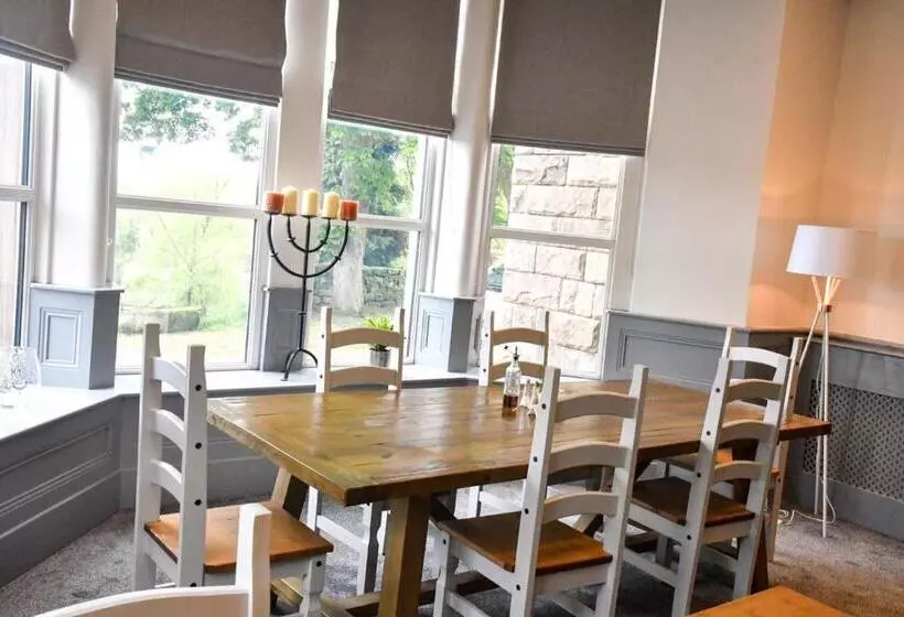 בית מלון כפרי Whiston Hall