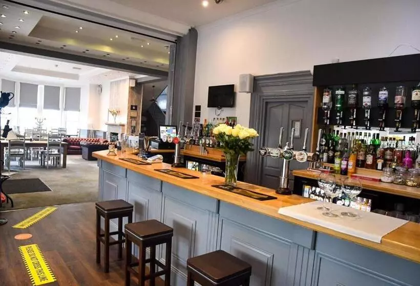 בית מלון כפרי Whiston Hall