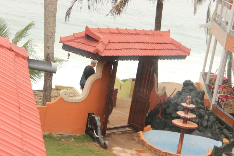 酒店 Woodhouse Beach Resort