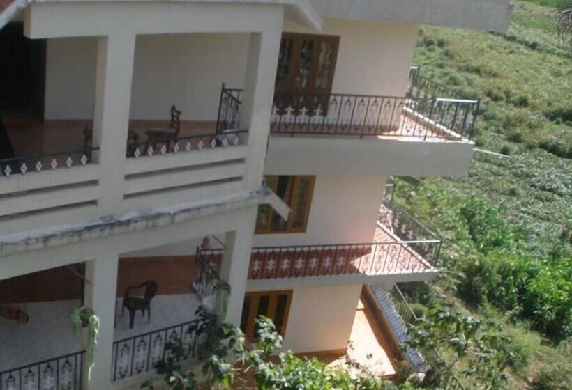 ペンション Jungle Palace Homestay