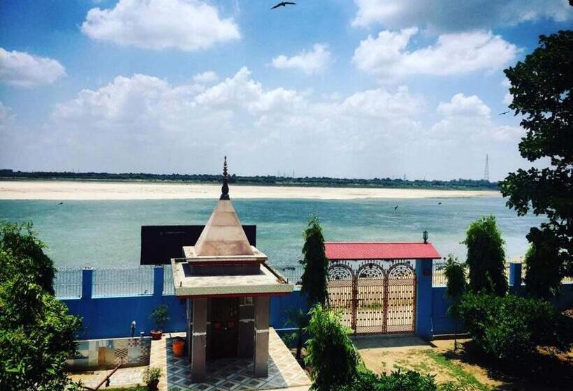 פנסיון Sri Yoga Mandir