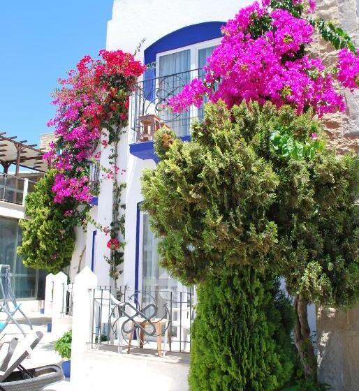 Serpina Hotel Adults Only