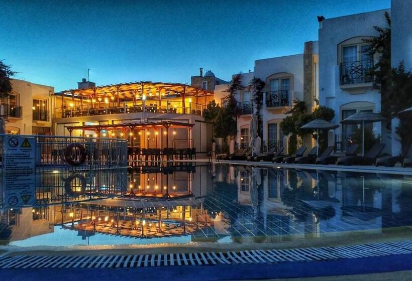 Serpina Hotel Adults Only